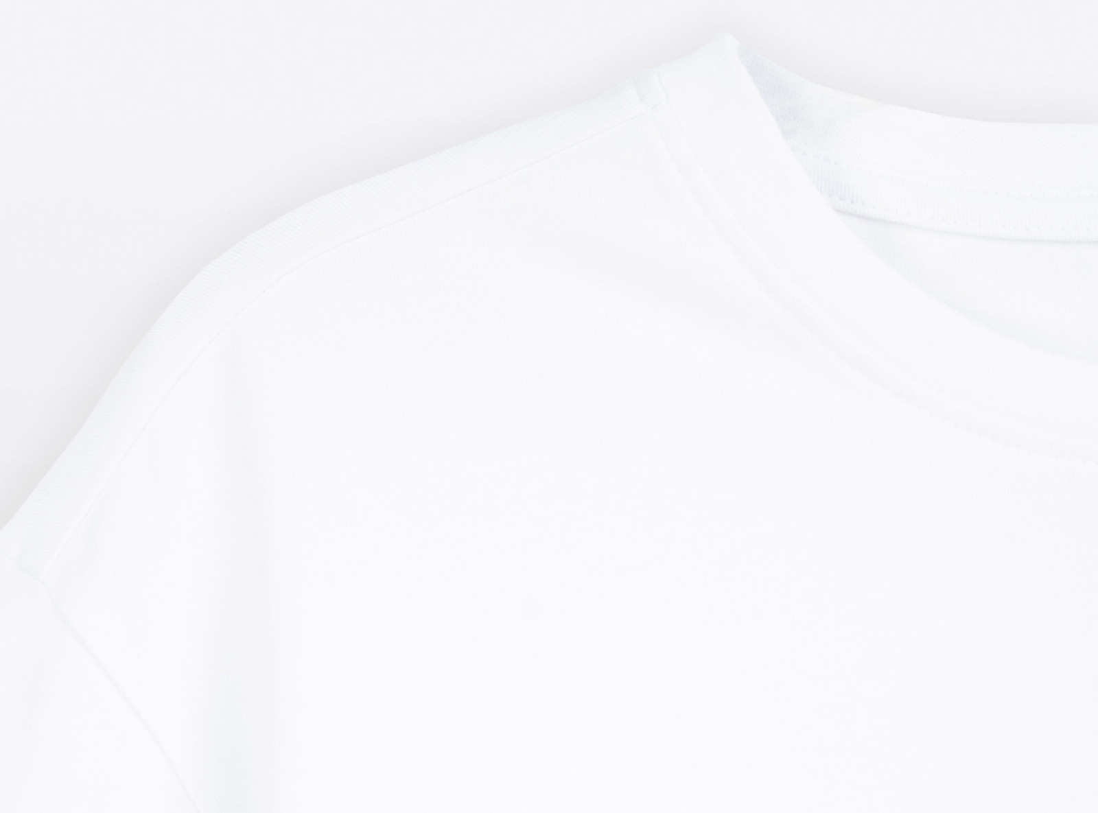 Biały t-shirt REGULAR bez nadruków