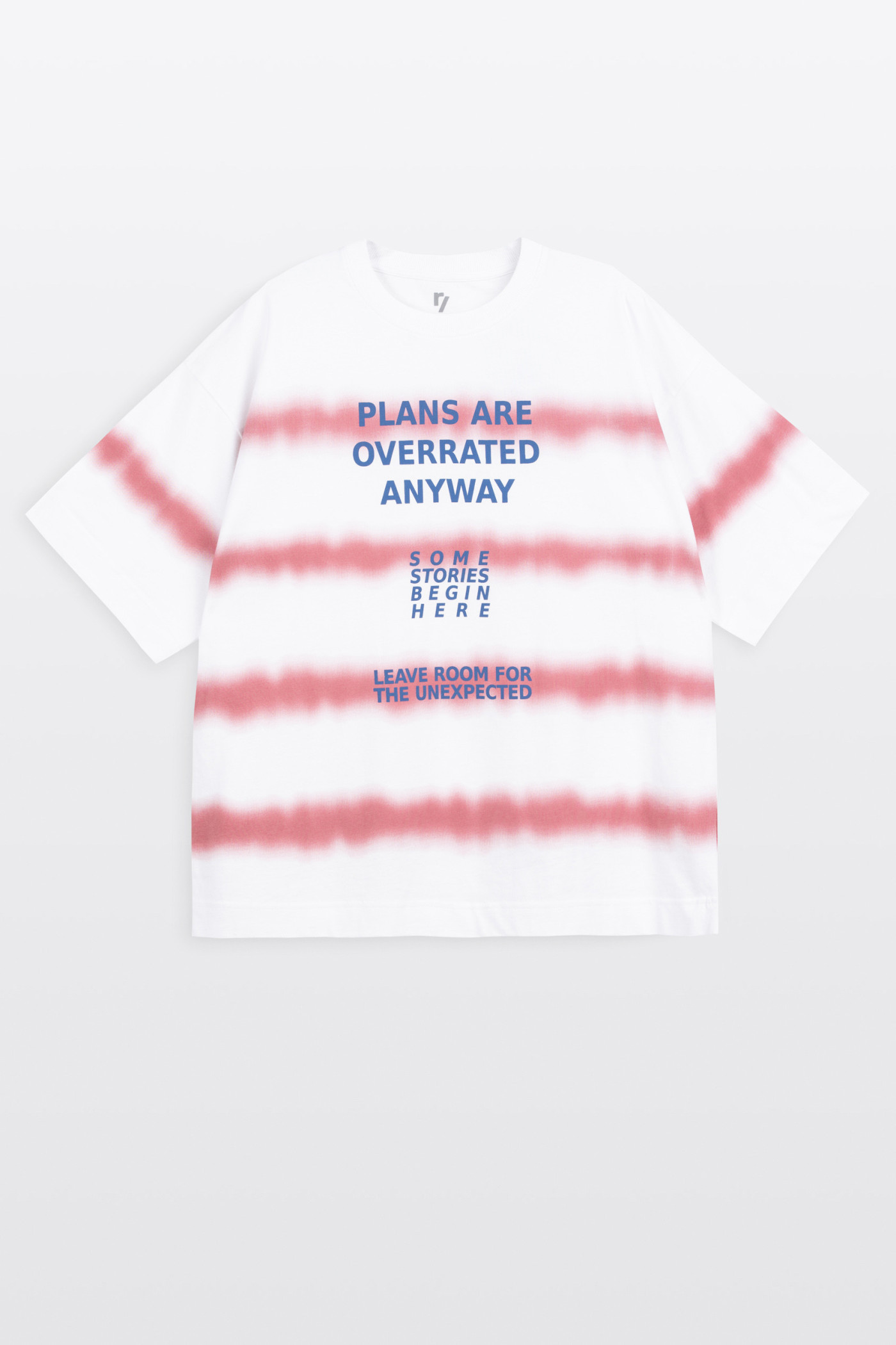 Biały t-shirt LOOSE z nadrukiem na całości