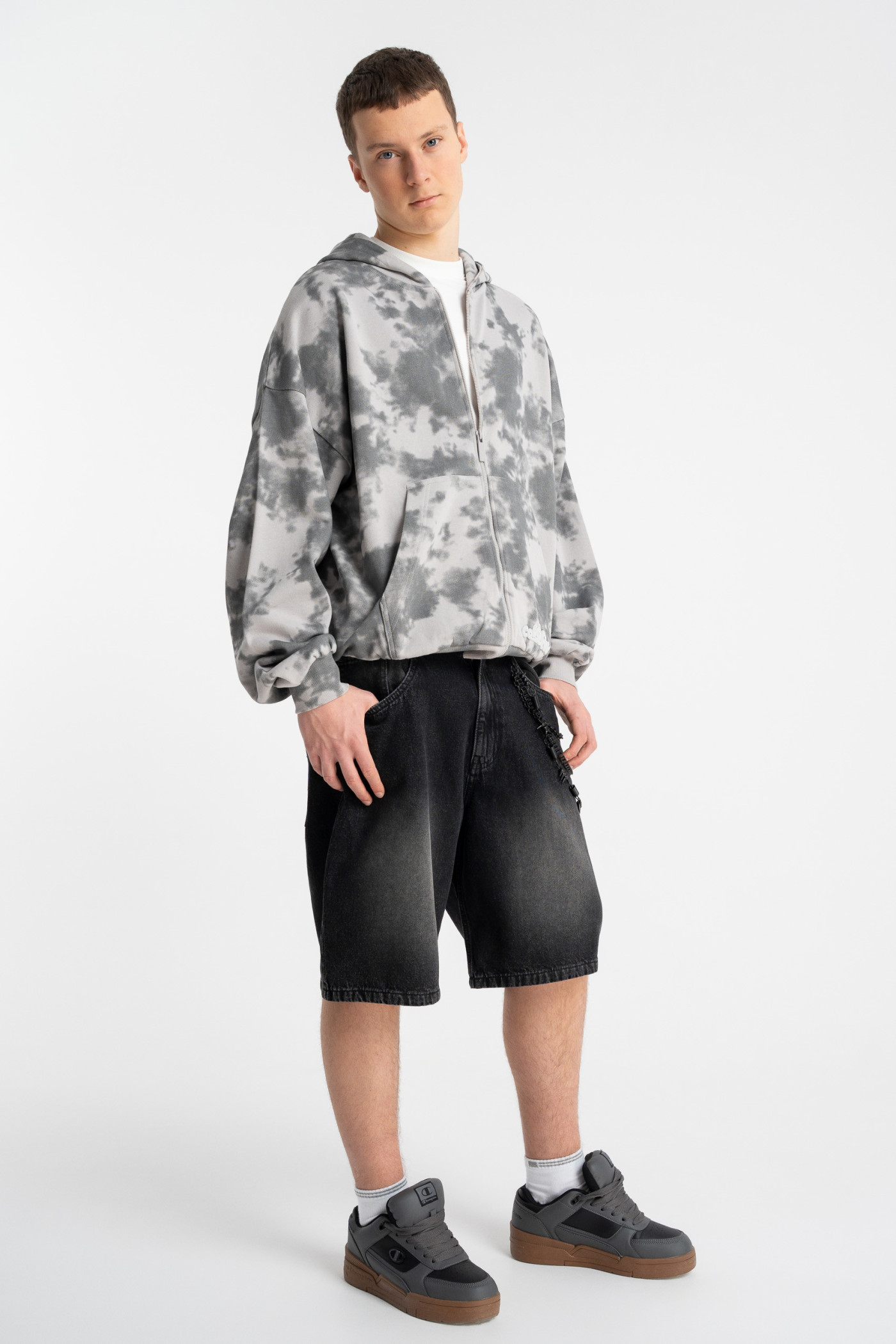 Szara bluza BOXY z kapturem z nadrukiem tie dye na całości