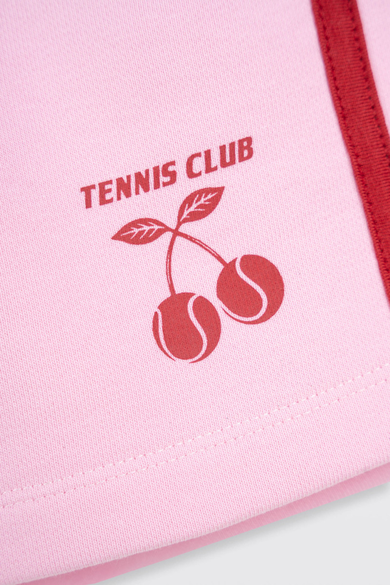 Różowe krótkie spodenki dresowe z kontrastowymi lampasami