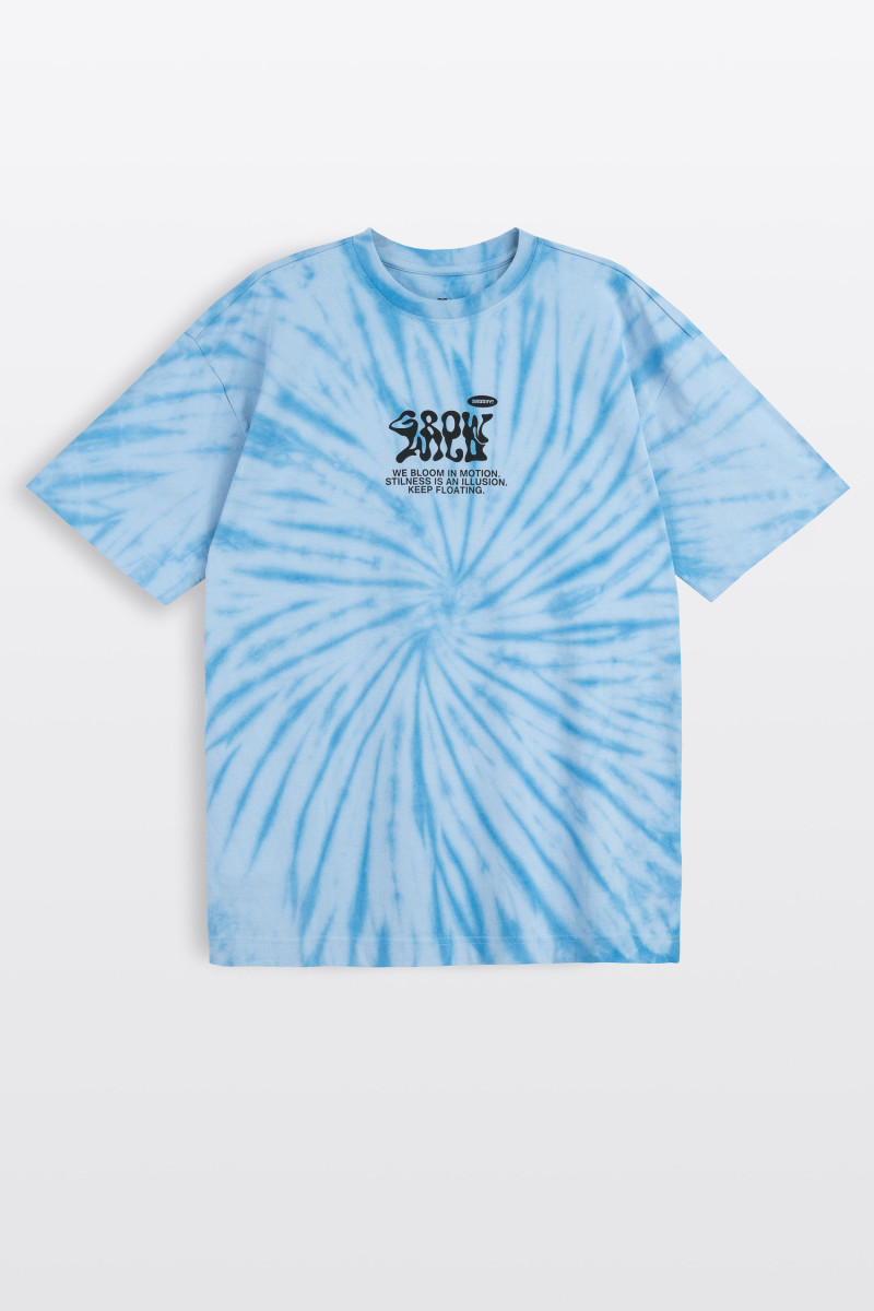 Niebieski t-shirt LOOSE z nadrukiem tie dye na całości