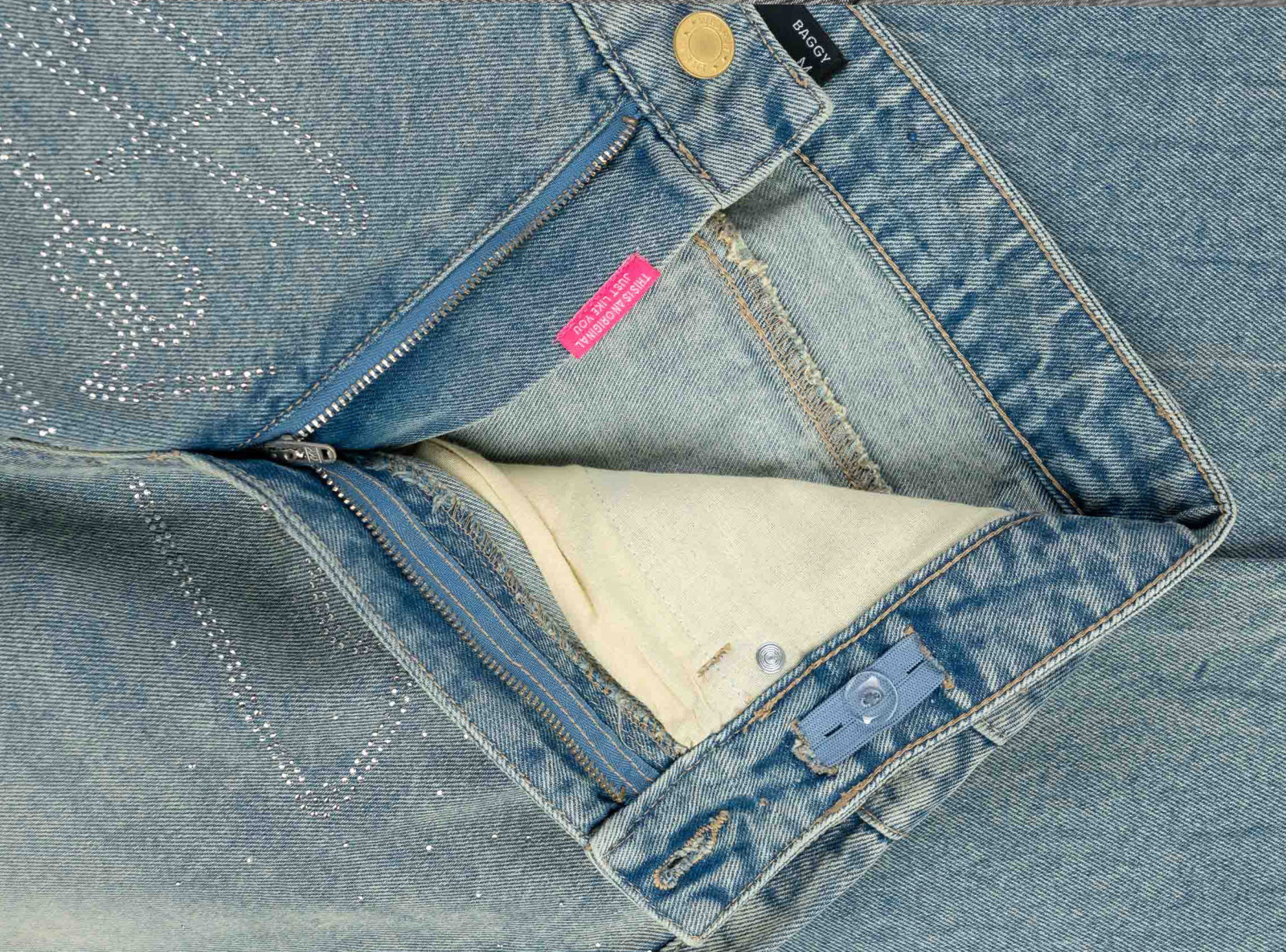 Niebieskie spodnie jeansowe BAGGY ozdobione kryształkami