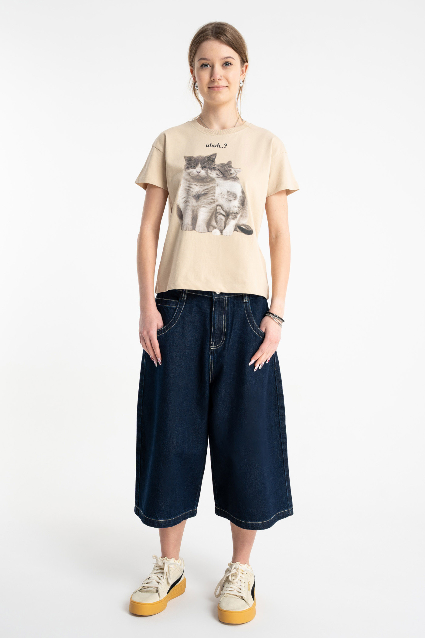 Granatowe krótkie spodenki JORTS z surowego jeansu