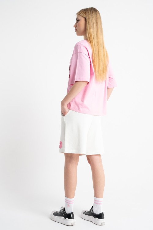 Różowy t-shirt BOXY z autorską grafiką z przodu