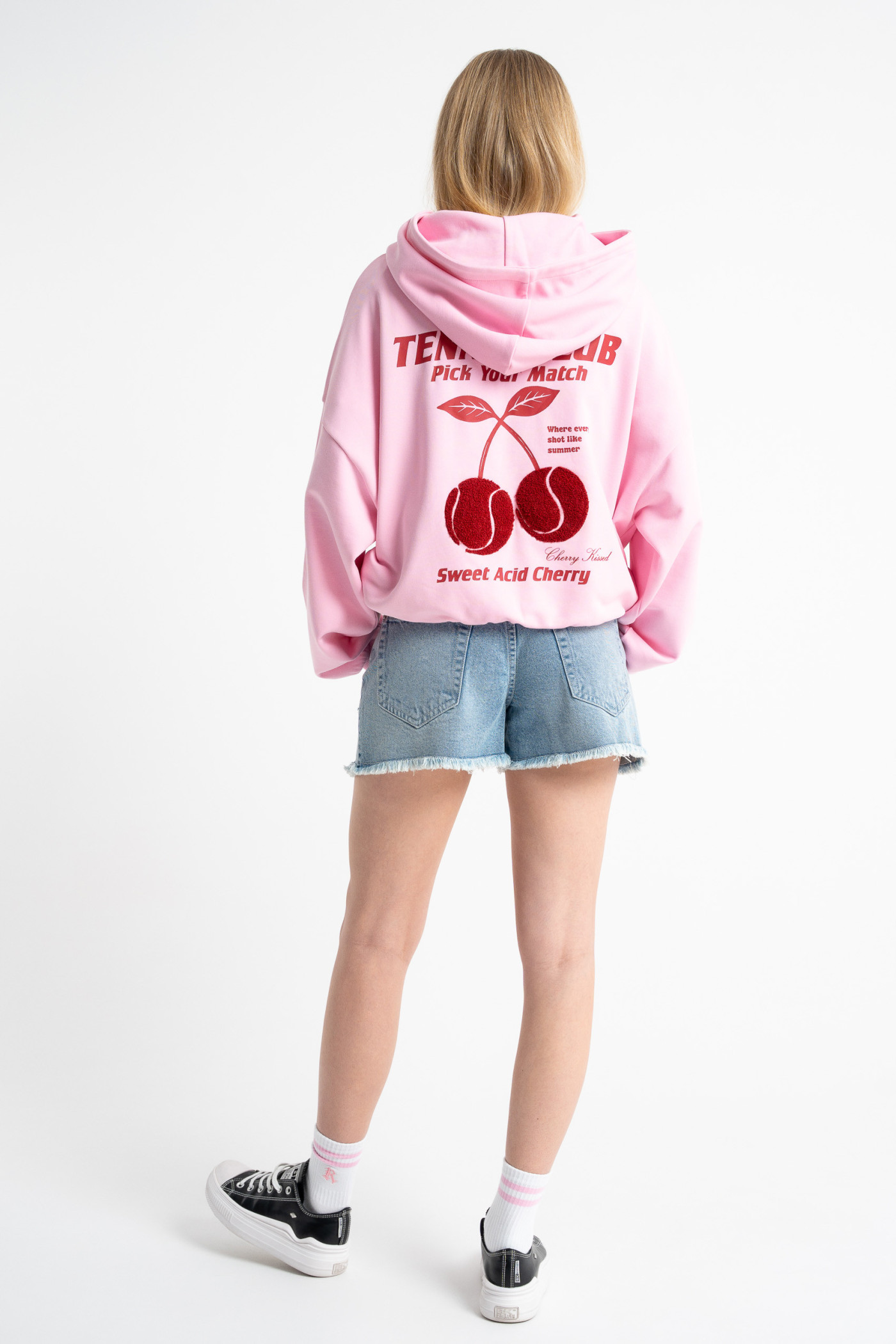 Różowa bluza BOXY z kapturem z autorską grafiką z tyłu