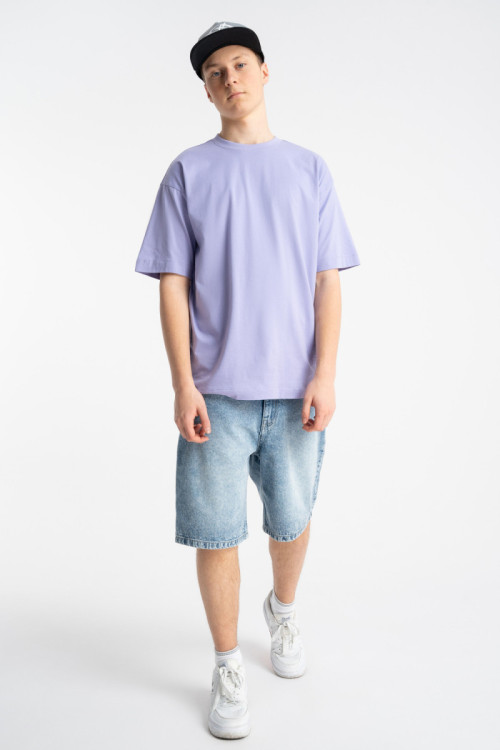 Fioletowy t-shirt LOOSE z autorską grafika z tyłu