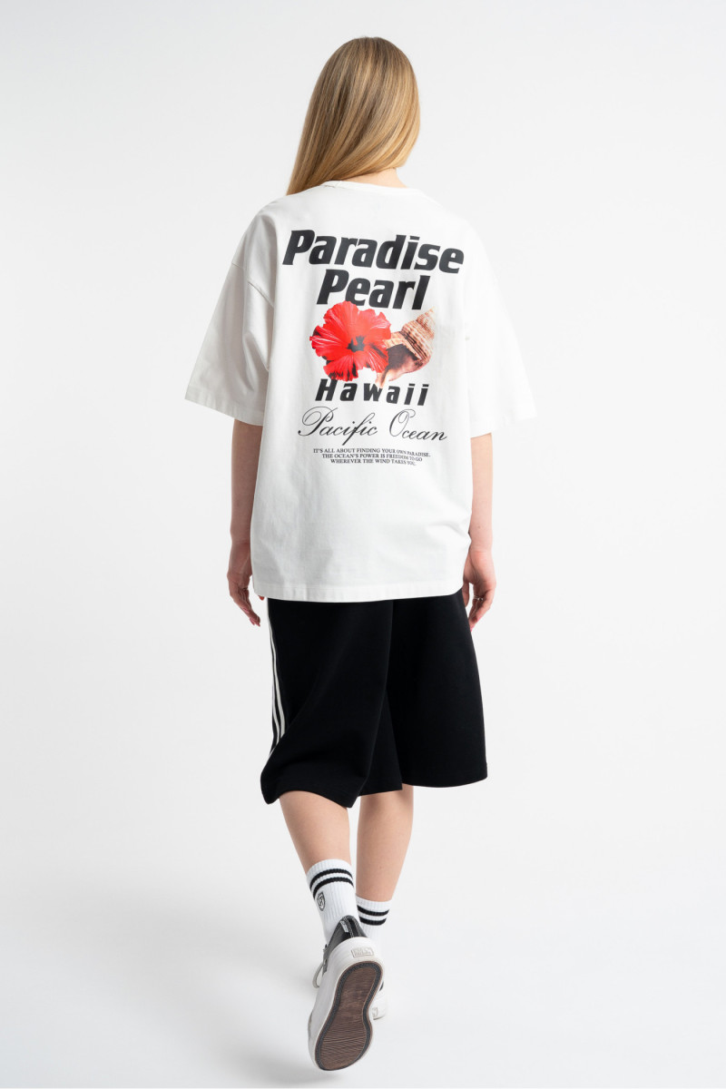 Kremowy t-shirt OVERSIZE z autorską grafika z tyłu