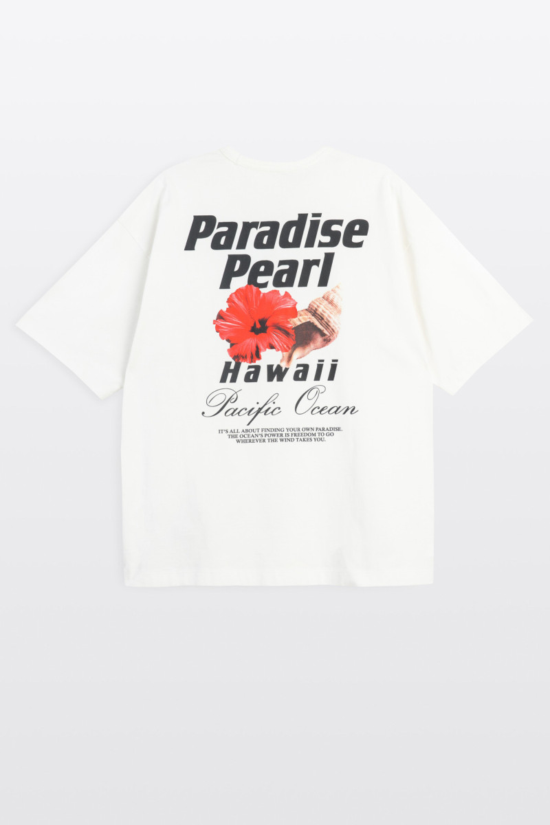 Kremowy t-shirt OVERSIZE z autorską grafika z tyłu