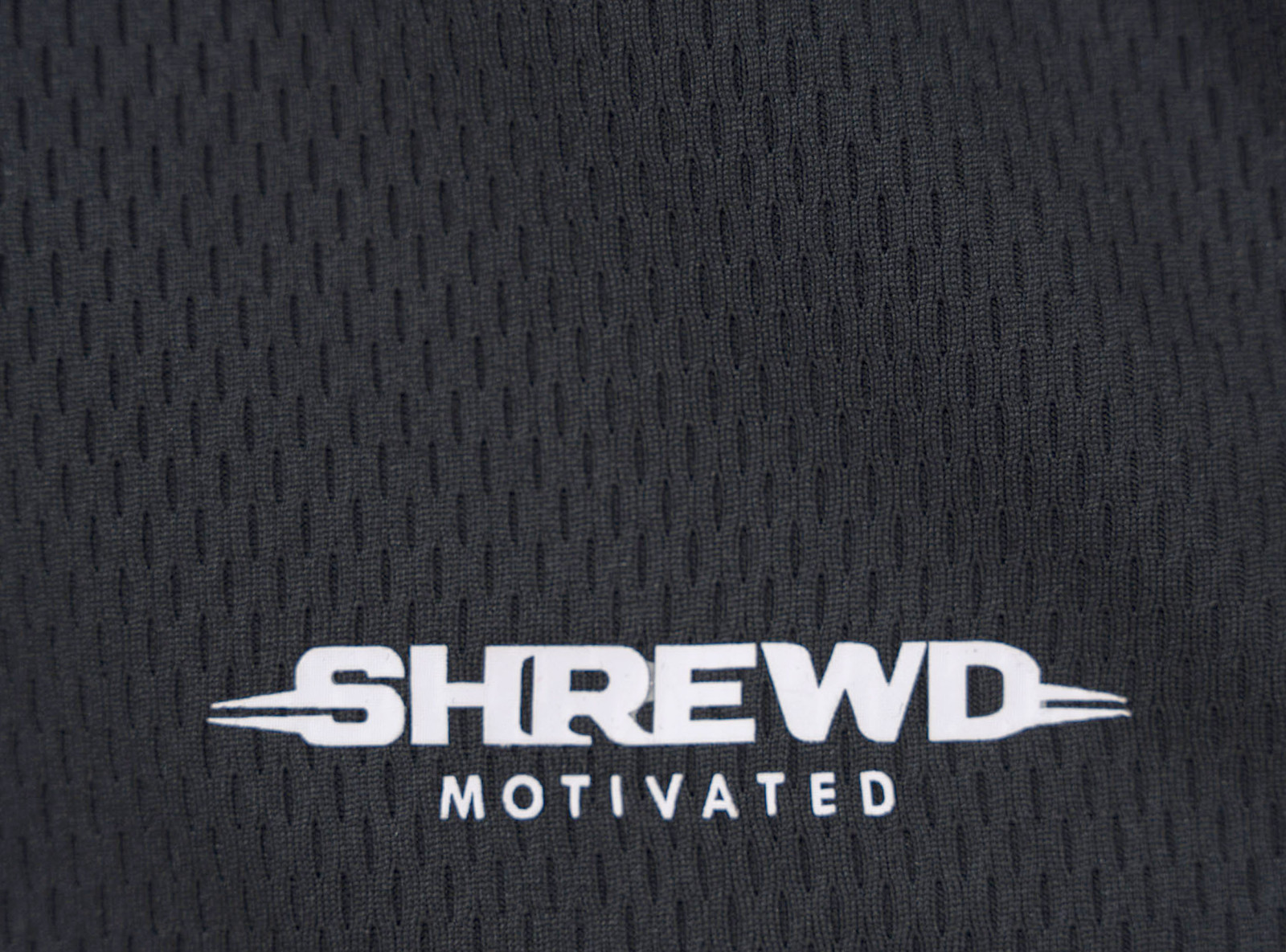 Czarne krótkie spodenki z kontrastowymi lampasami