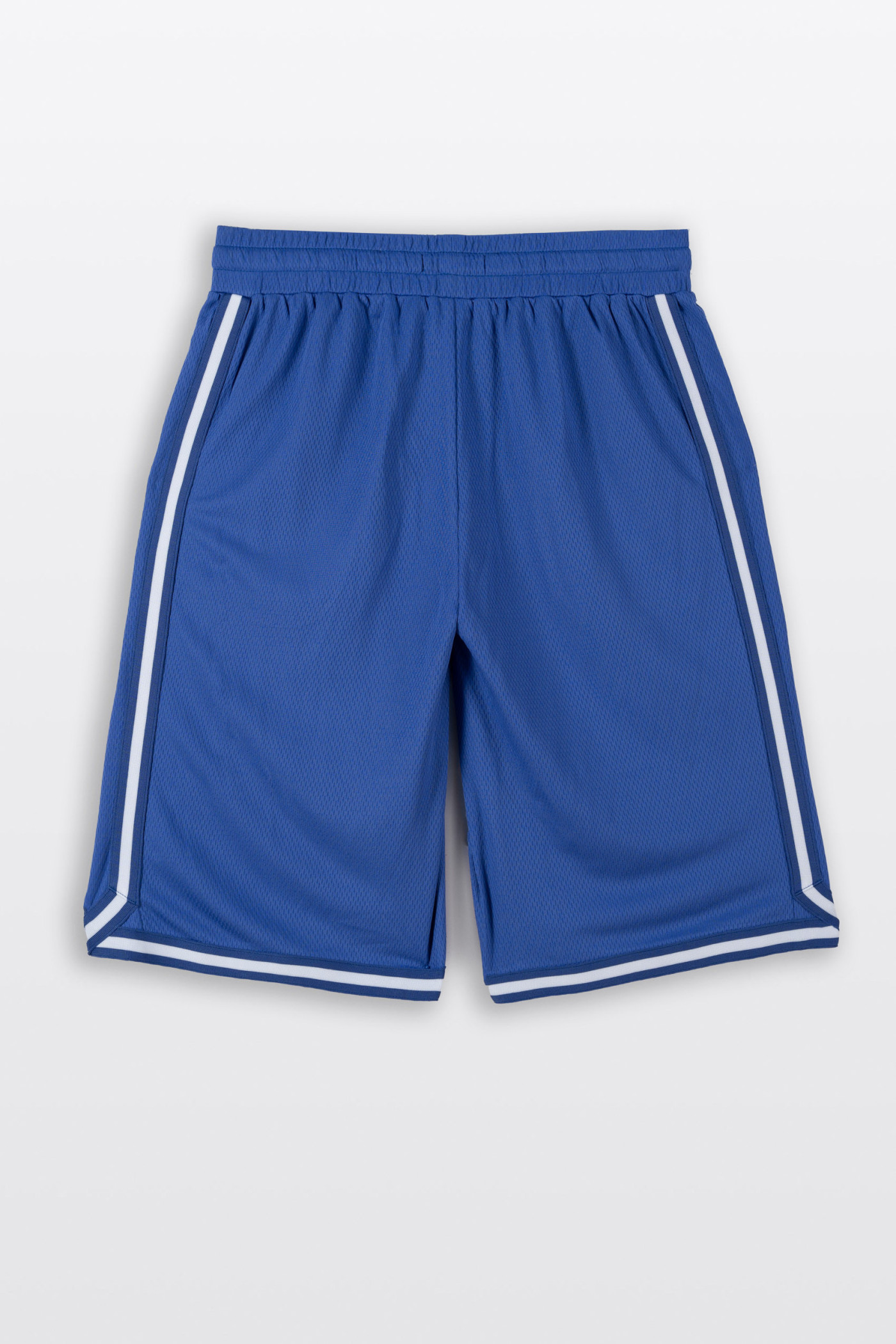 Niebieskie krótkie spodenki z kontrastowymi lampasami