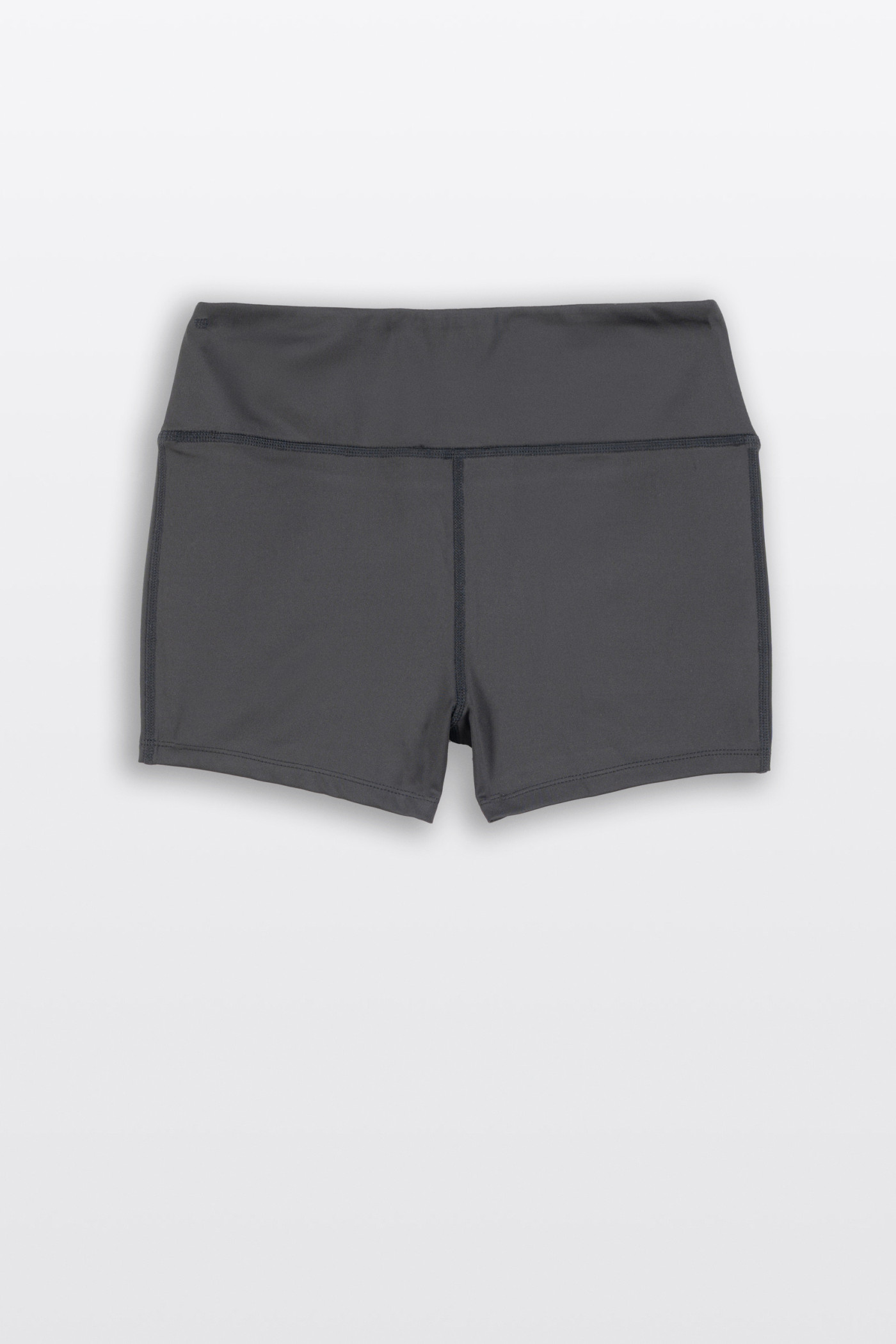 Czarne krótkie spodenki typu kolarki