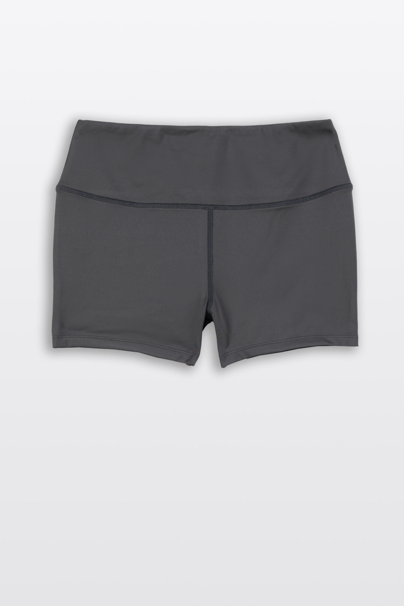 Czarne krótkie spodenki typu kolarki