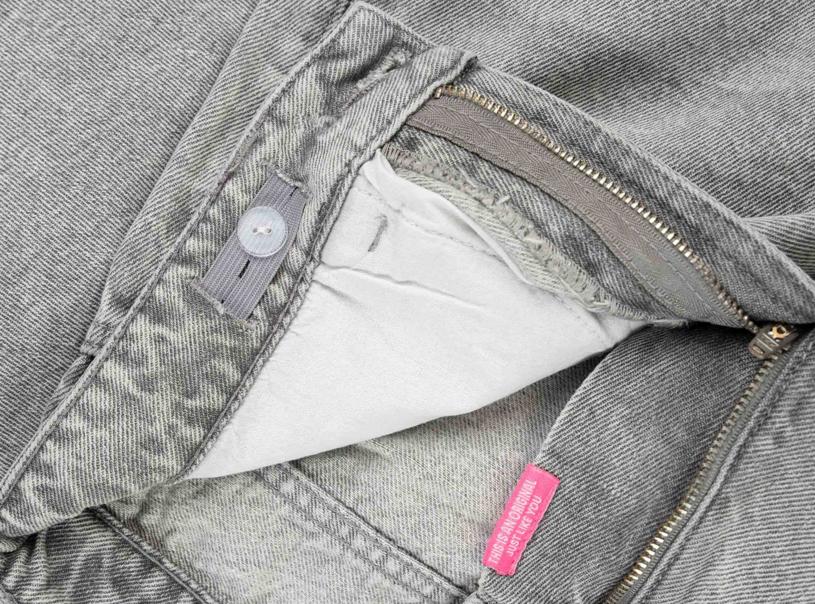 Szare krótkie spodenki jeansowe model JORTS z efektem sprania