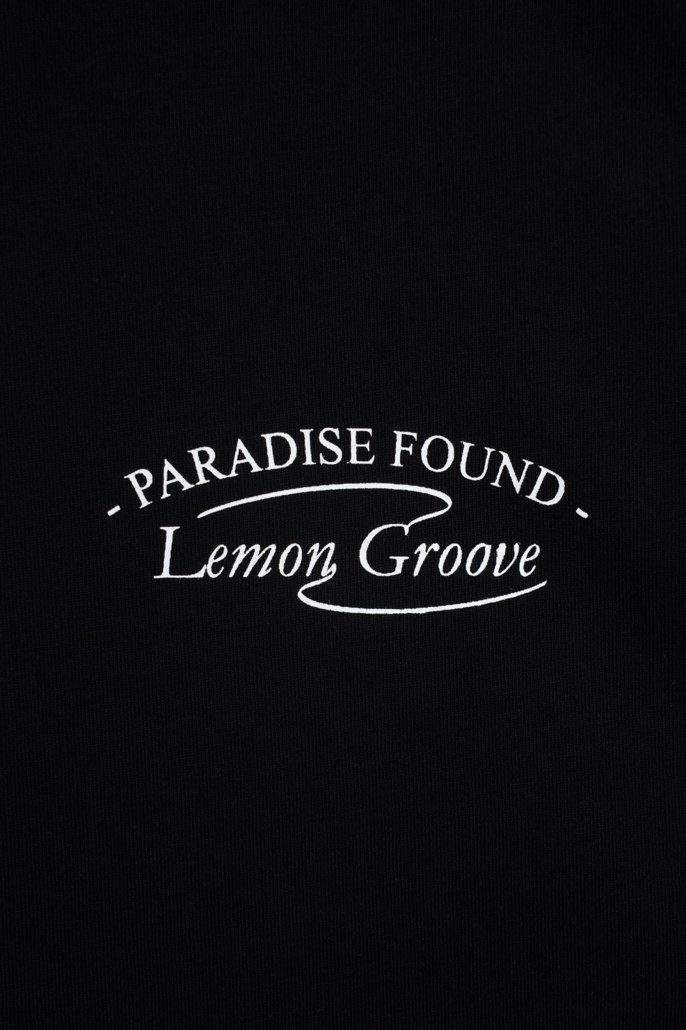 Czarny t-shirt LOOSE z autorską grafiką z tyłu