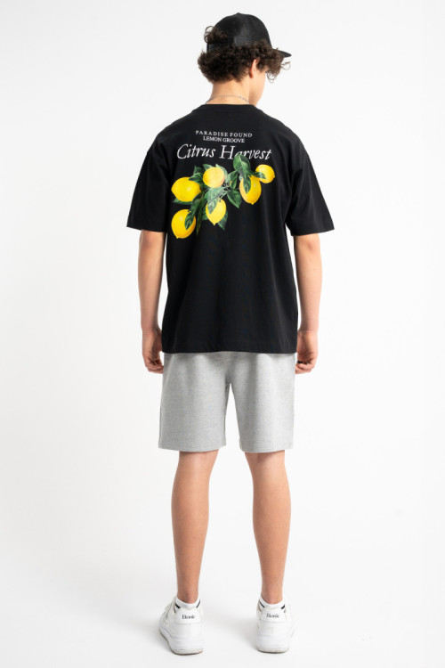 Szare krótkie spodenki z minimalistycznym nadrukiem