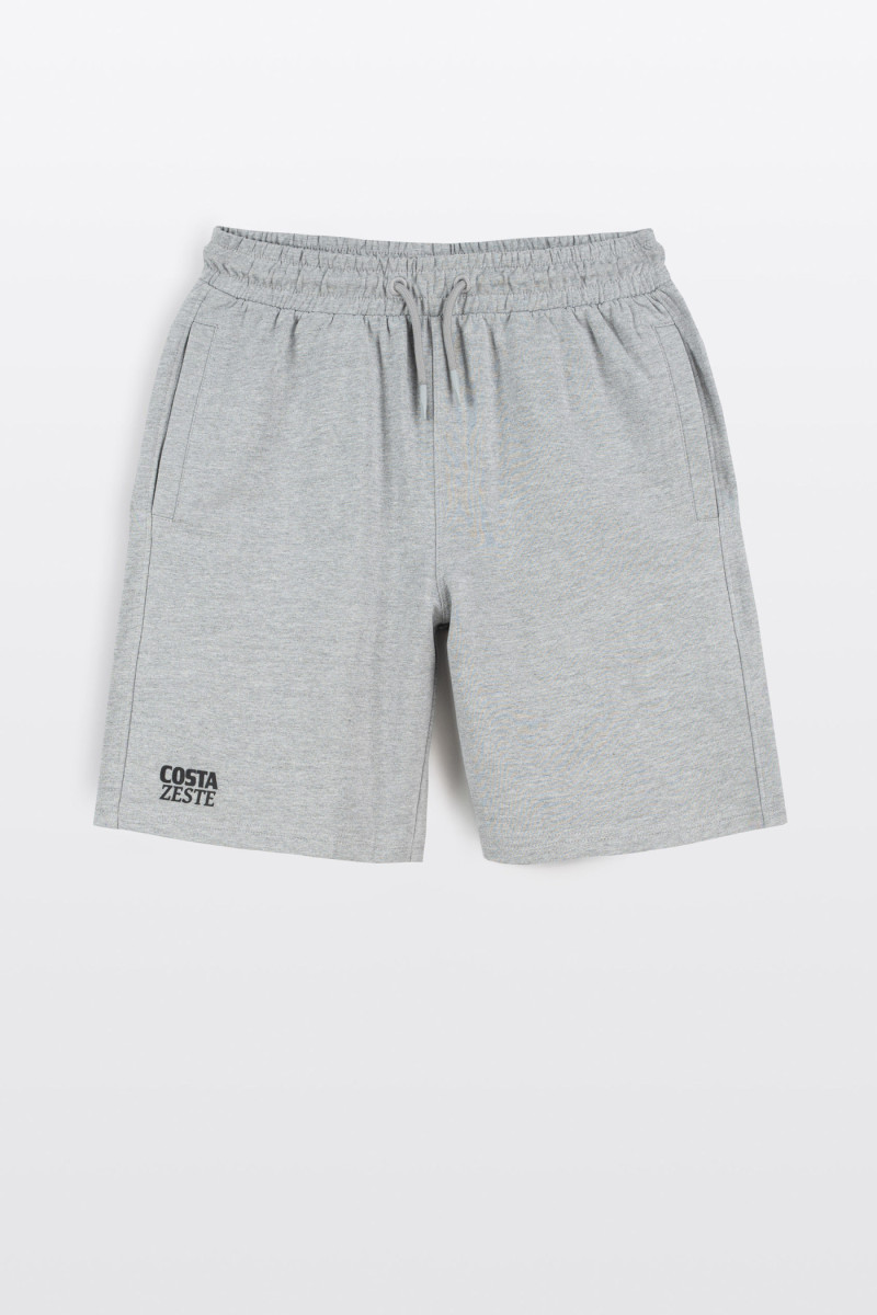 Szare krótkie spodenki z minimalistycznym nadrukiem