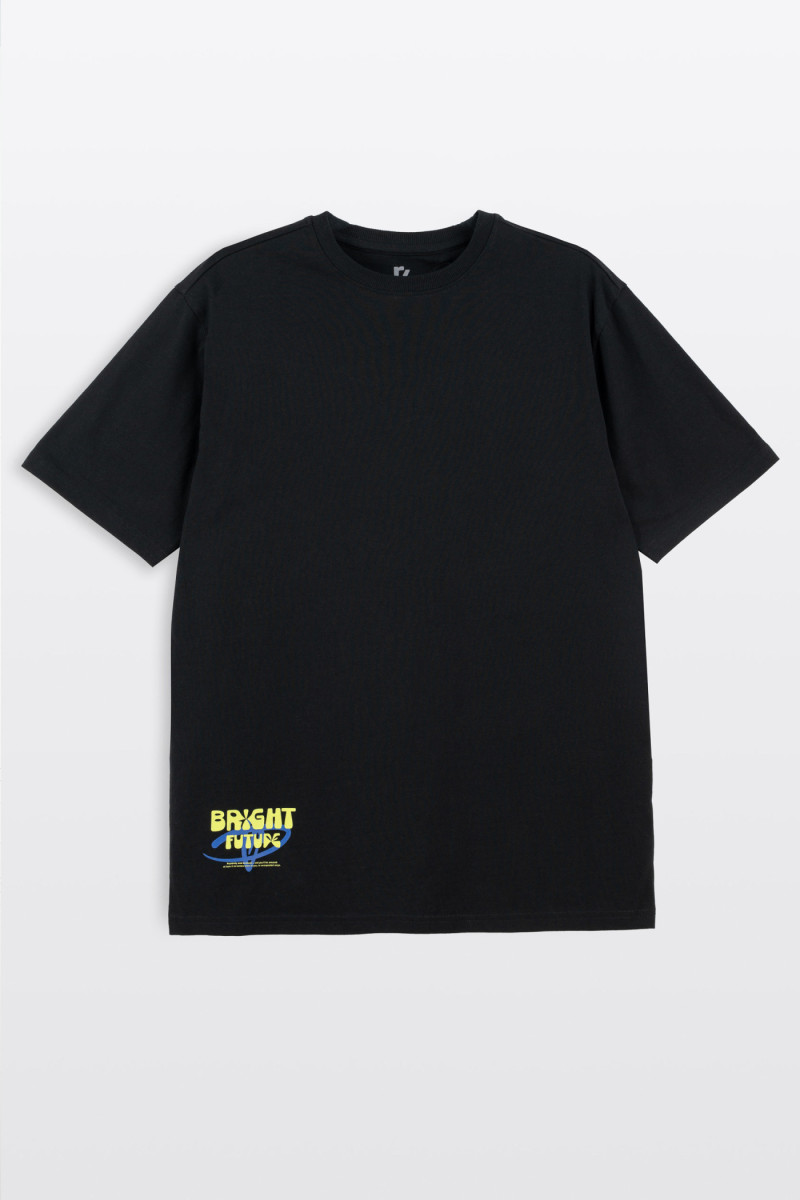 Czarny t-shirt REGULAR z minimalistyczną autorską grafiką z przodu