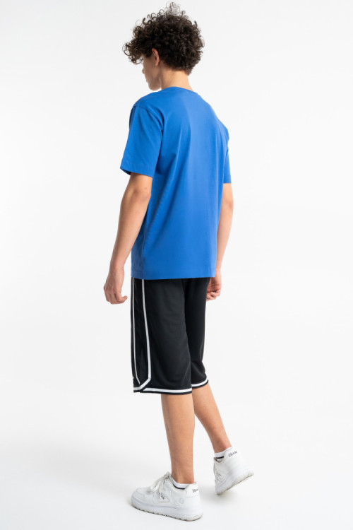 Niebieski t-shirt LOOSE z autorską grafiką z przodu