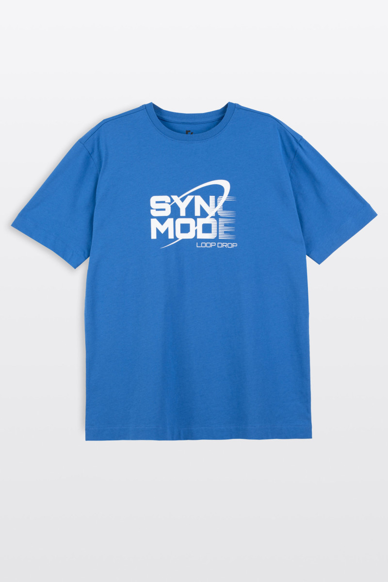 Niebieski t-shirt LOOSE z autorską grafiką z przodu