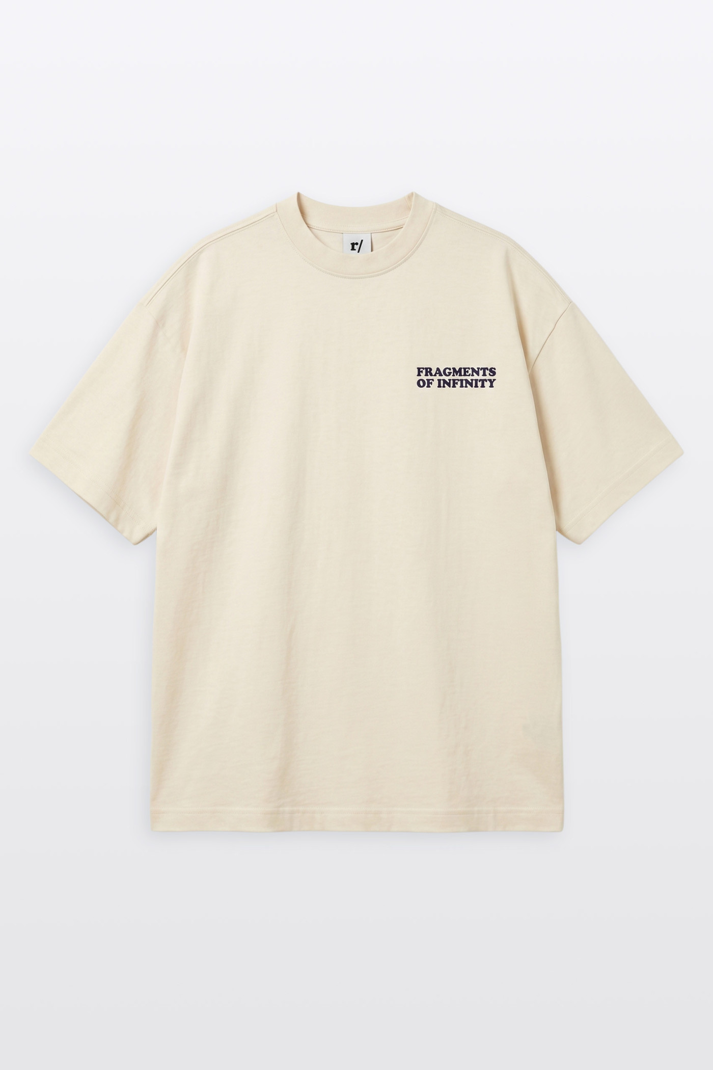Kremowy t-shirt LOOSE z autorską grafiką z tyłu