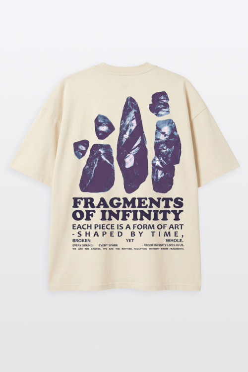 Kremowy t-shirt LOOSE z autorską grafiką z tyłu