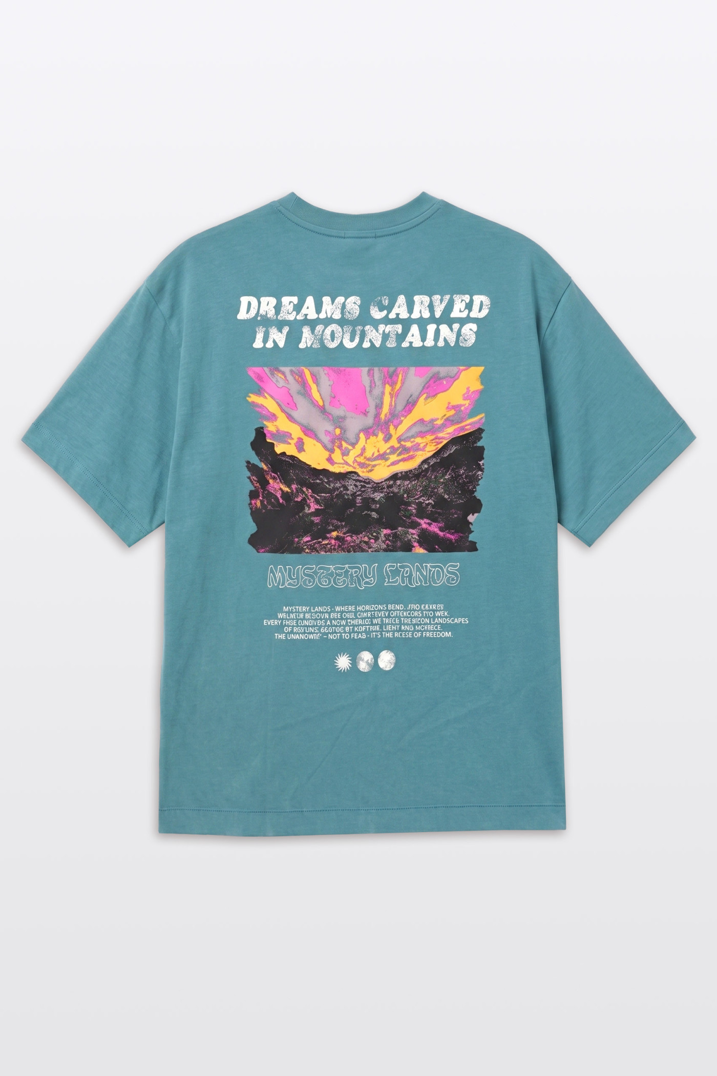 Zielony t-shirt LOOSE z autorską grafiką z tyłu