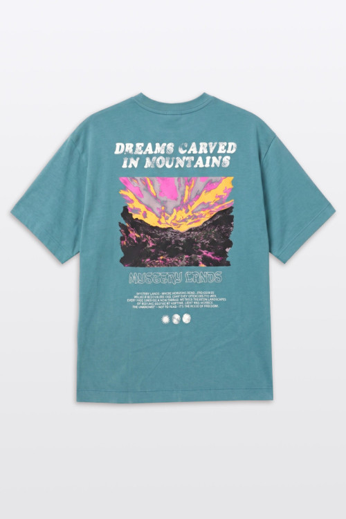 Zielony t-shirt LOOSE z autorską grafiką z tyłu