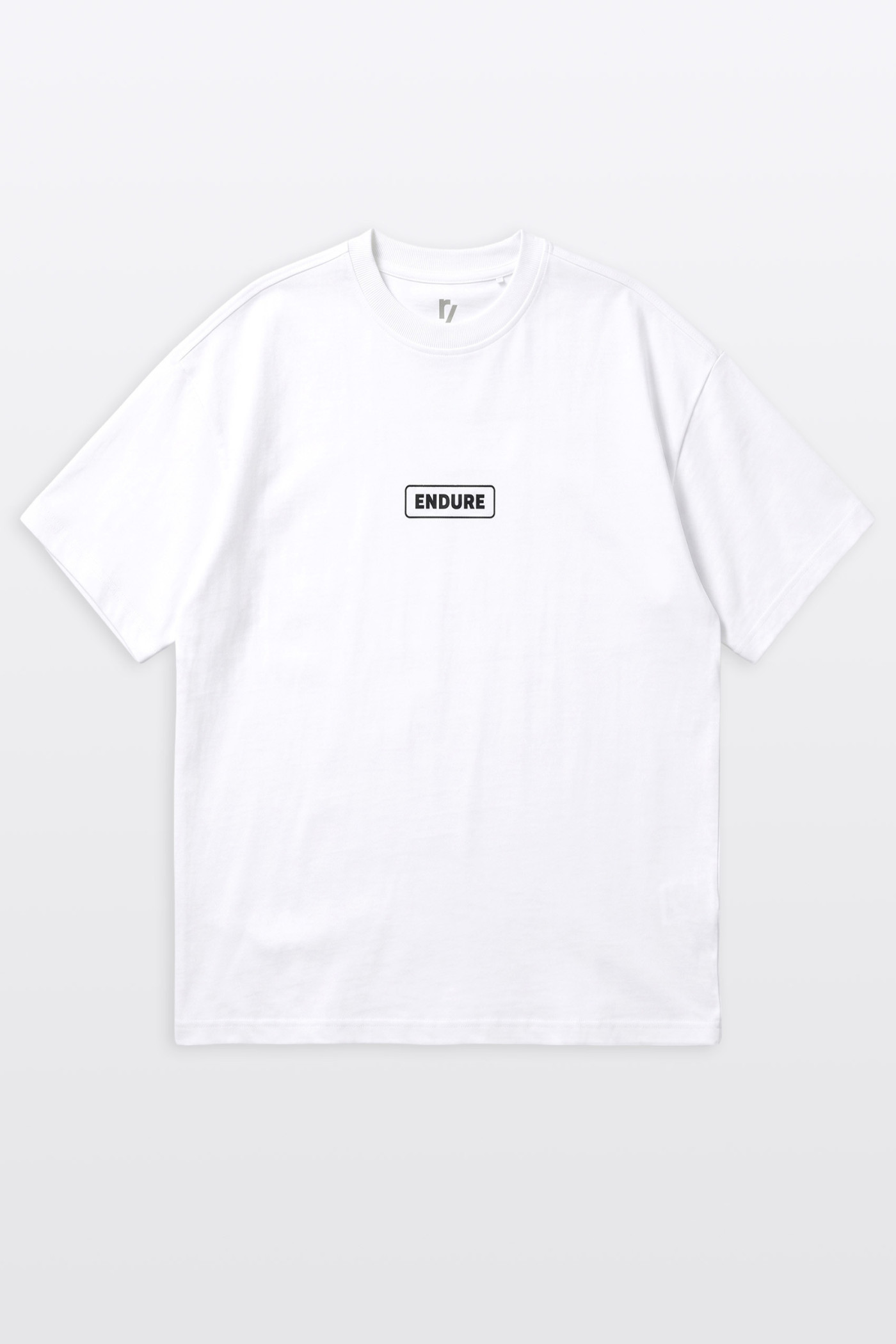 Biały t-shirt LOOSE z autorska grafiką z tyłu