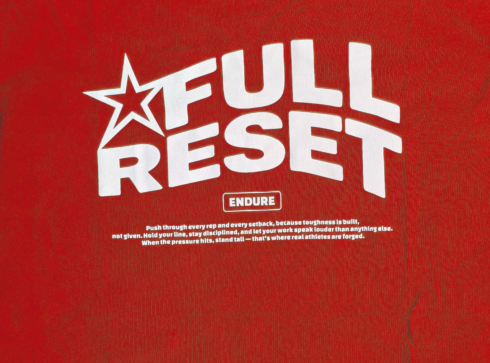 Czerwony t-shirt LOOSE z autorską grafiką z tyłu