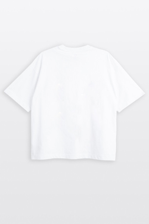 Biały t-shirt BOXY z autorską grafiką z przodu