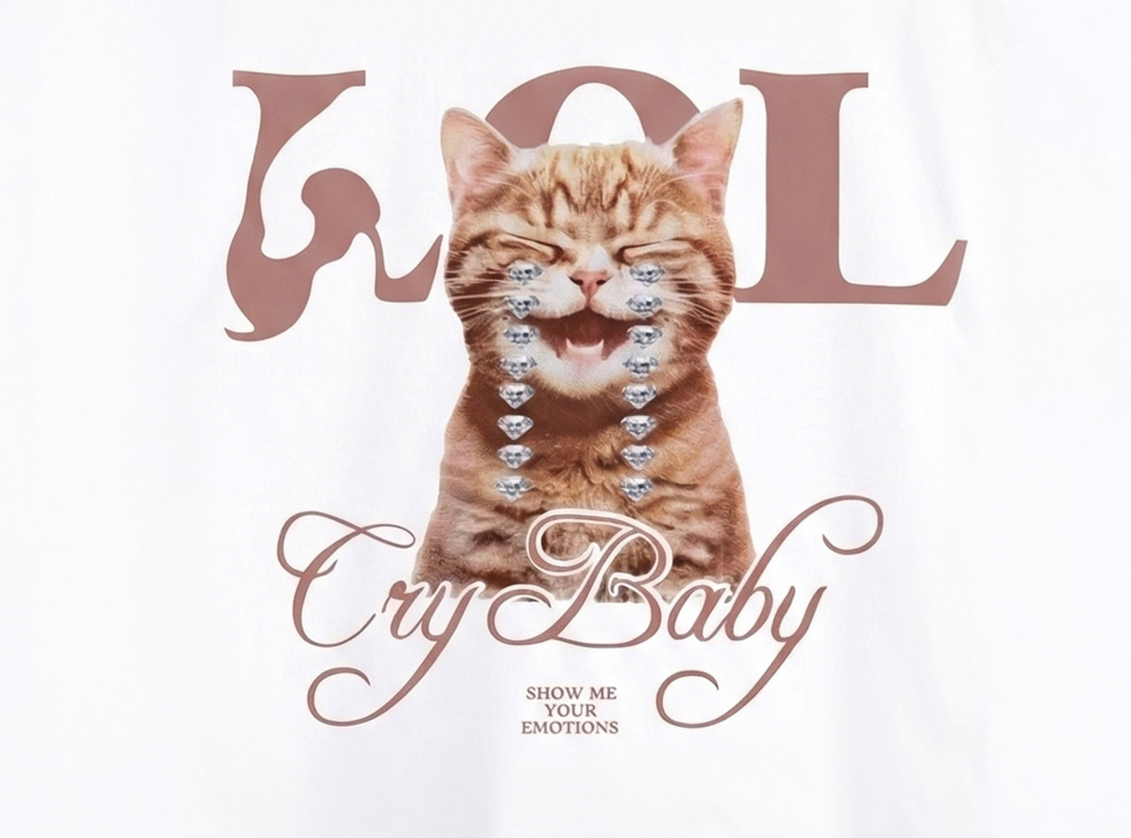 Biały t-shirt BOXY z autorską grafiką z przodu