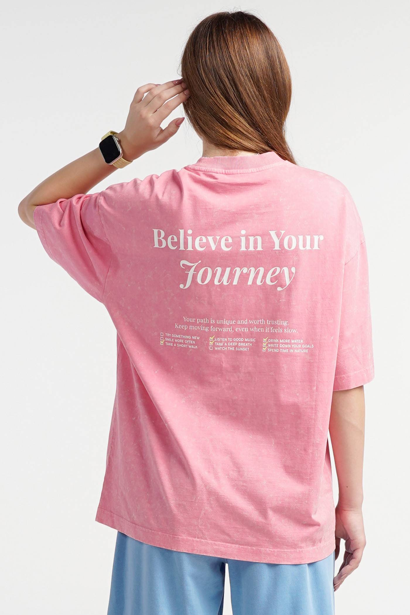 Różowy t-shirt OVERSIZE z nadrukiem z tyłu