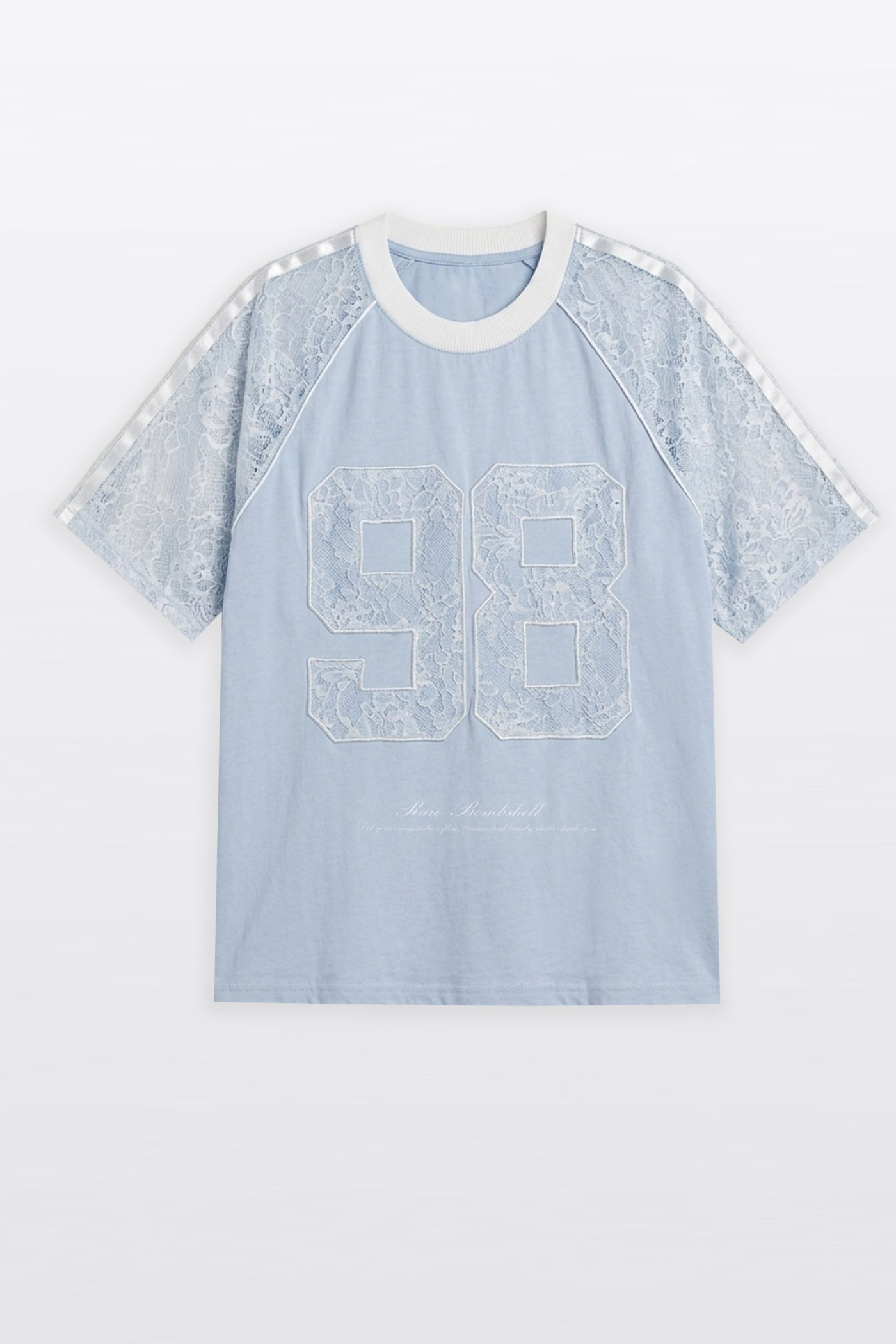 Niebieski t-shirt z wstawkami z koronki