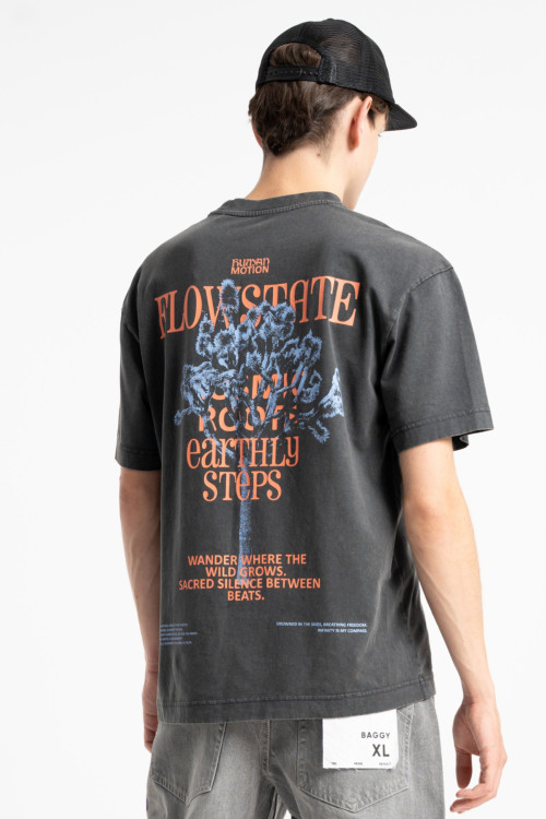 Ciemnoszary t-shirt LOOSE z efektem sprania z autorską grafiką z tyłu