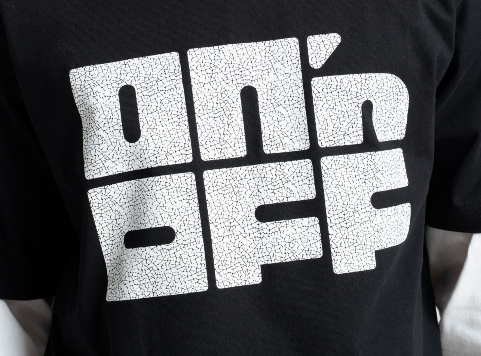 Czarny t-shirt OVERSIZE z logo