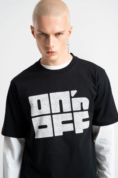 Czarny t-shirt OVERSIZE z logo