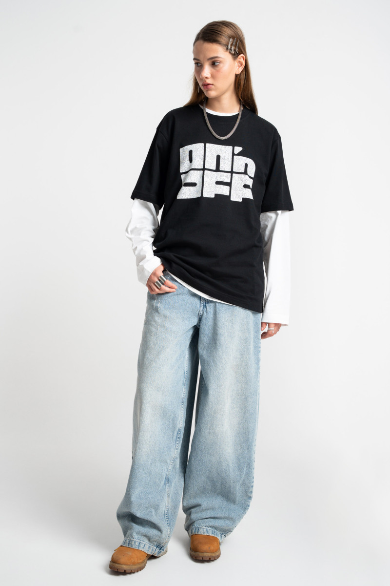 Czarny t-shirt OVERSIZE z logo