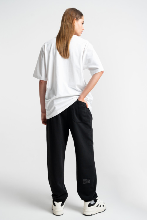 Biały t-shirt OVERSIZE z logo