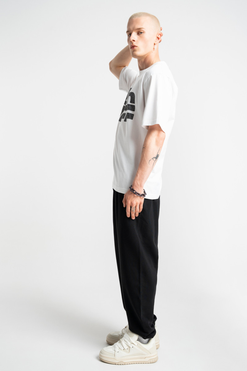 Biały t-shirt OVERSIZE z logo