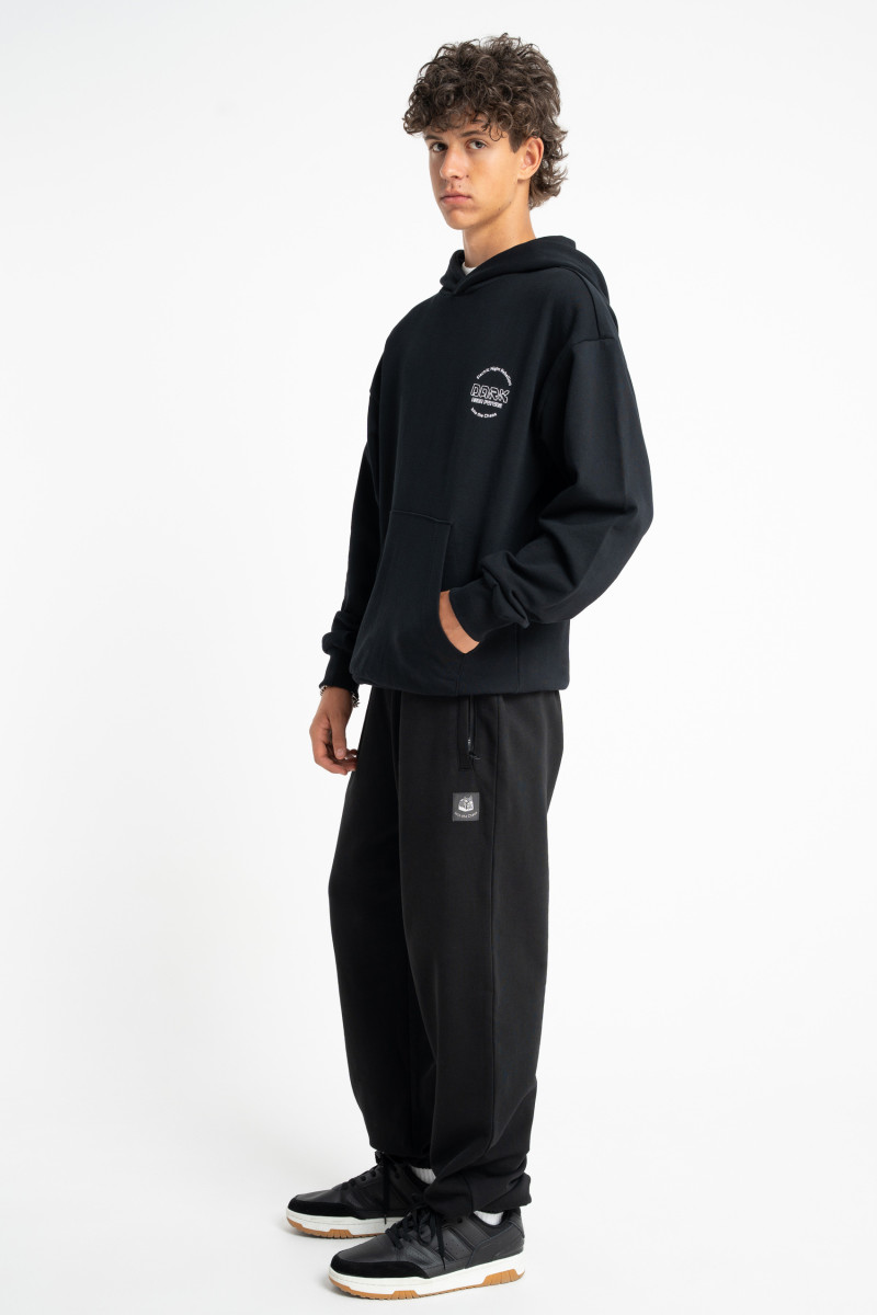 Czarna bluza COMFORT z kapturem z autorską grafiką z tyłu