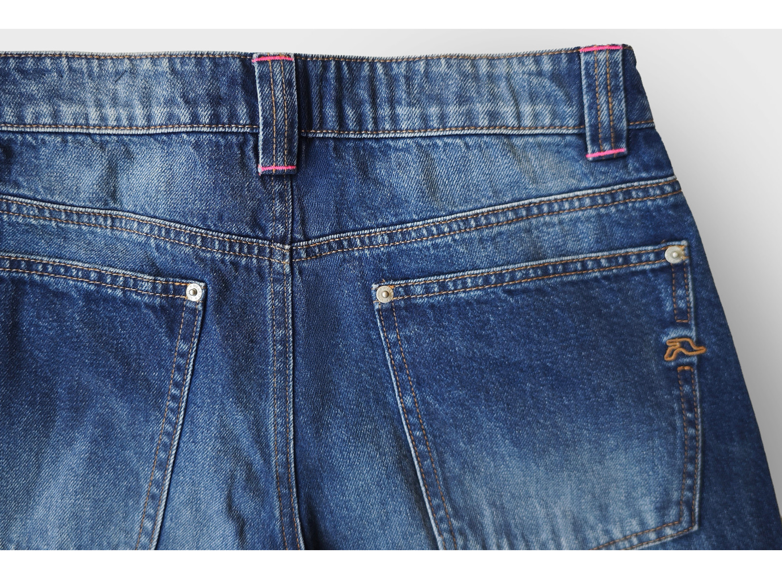 Granatowe spodnie jeansowe WIDE LEG z modnymi przetarciami