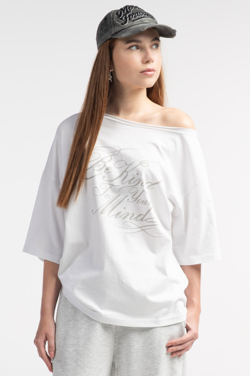 Biały t-shirt OVERSIZE z dekoltem łódką
