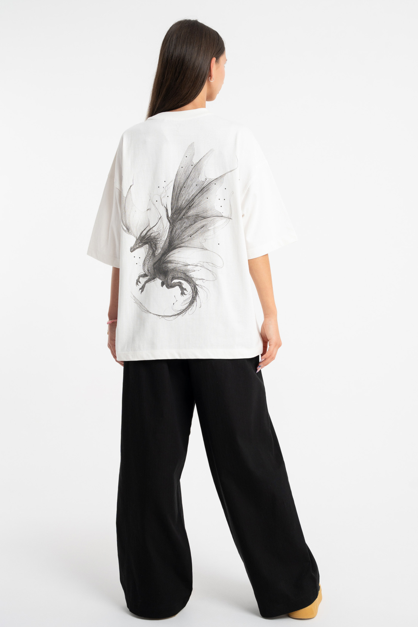 Biały t-shirt OVERSIZE z autorską grafiką z tyłu