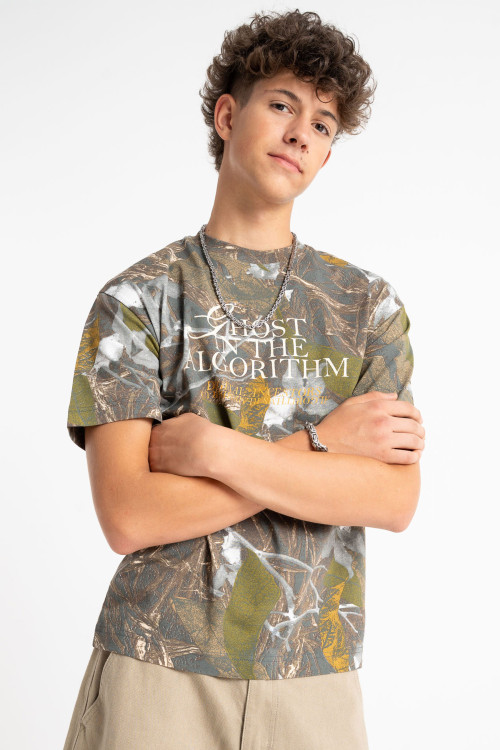 Kolorowy t-shirt LOOSE z nadrukiem na całości