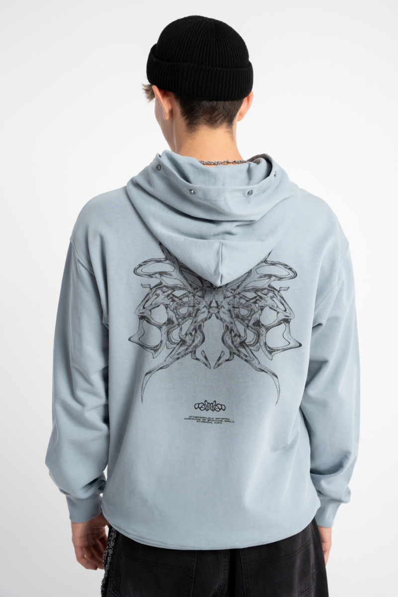 Jasnoniebieska bluza z kapturem REGULAR z autorska grafiką z tyłu od Reporter