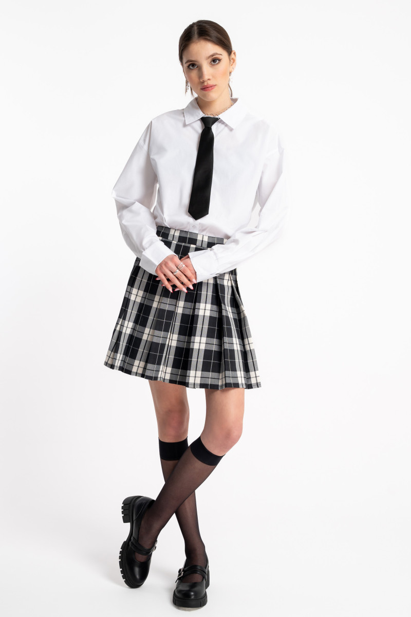 Spódnica mini z kontrafałdami w biało-czarną kratę od Reporter