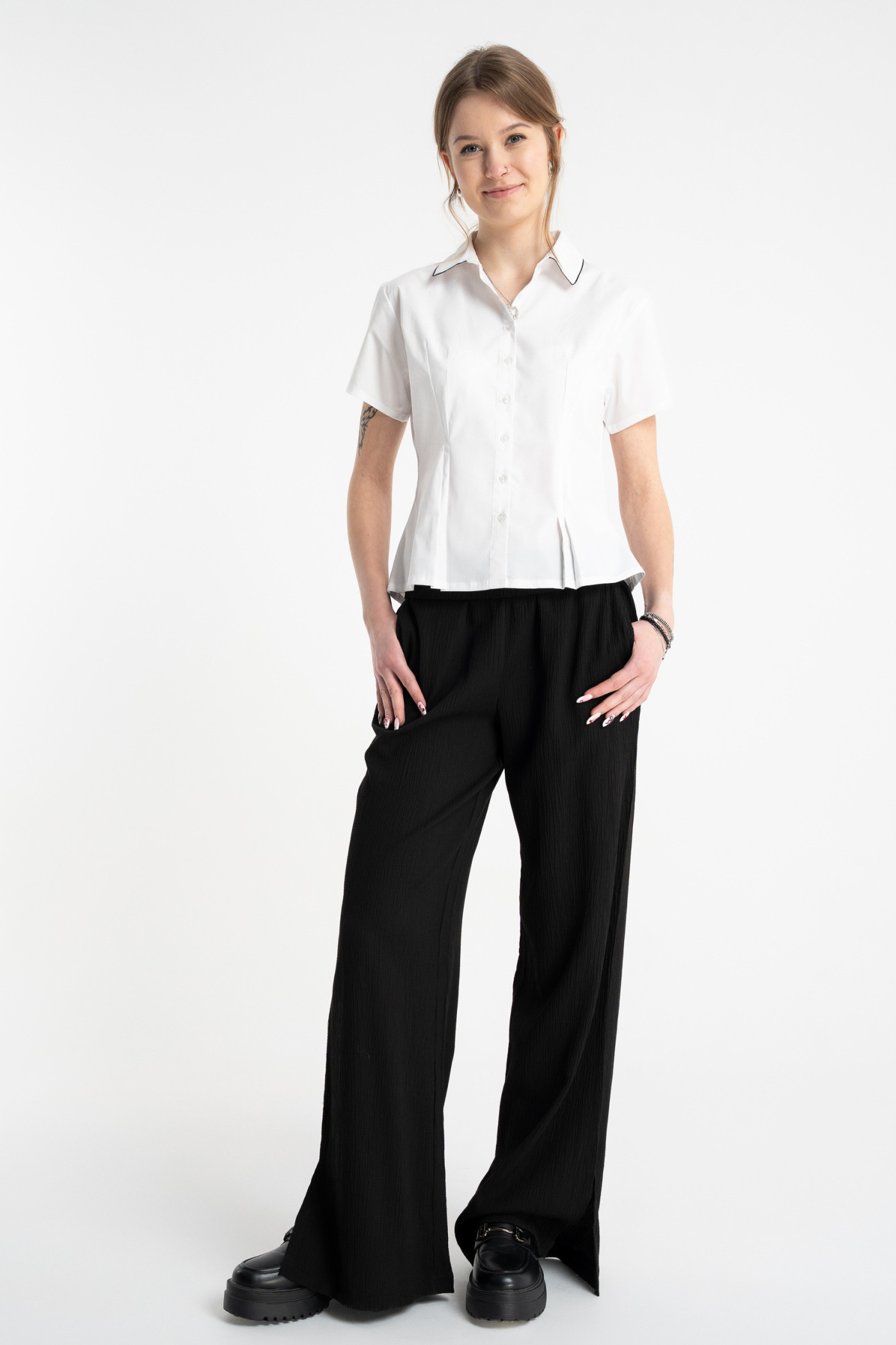 Czarne eleganckie spodnie WIDE LEG od Reporter