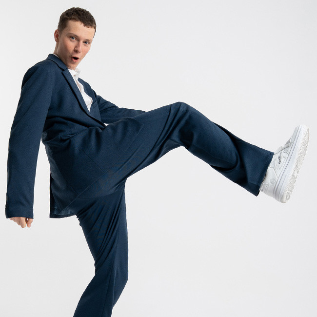 Jak ubrać dziecko na zakończenie roku szkolnego 2025/2026? Gotowe propozycje